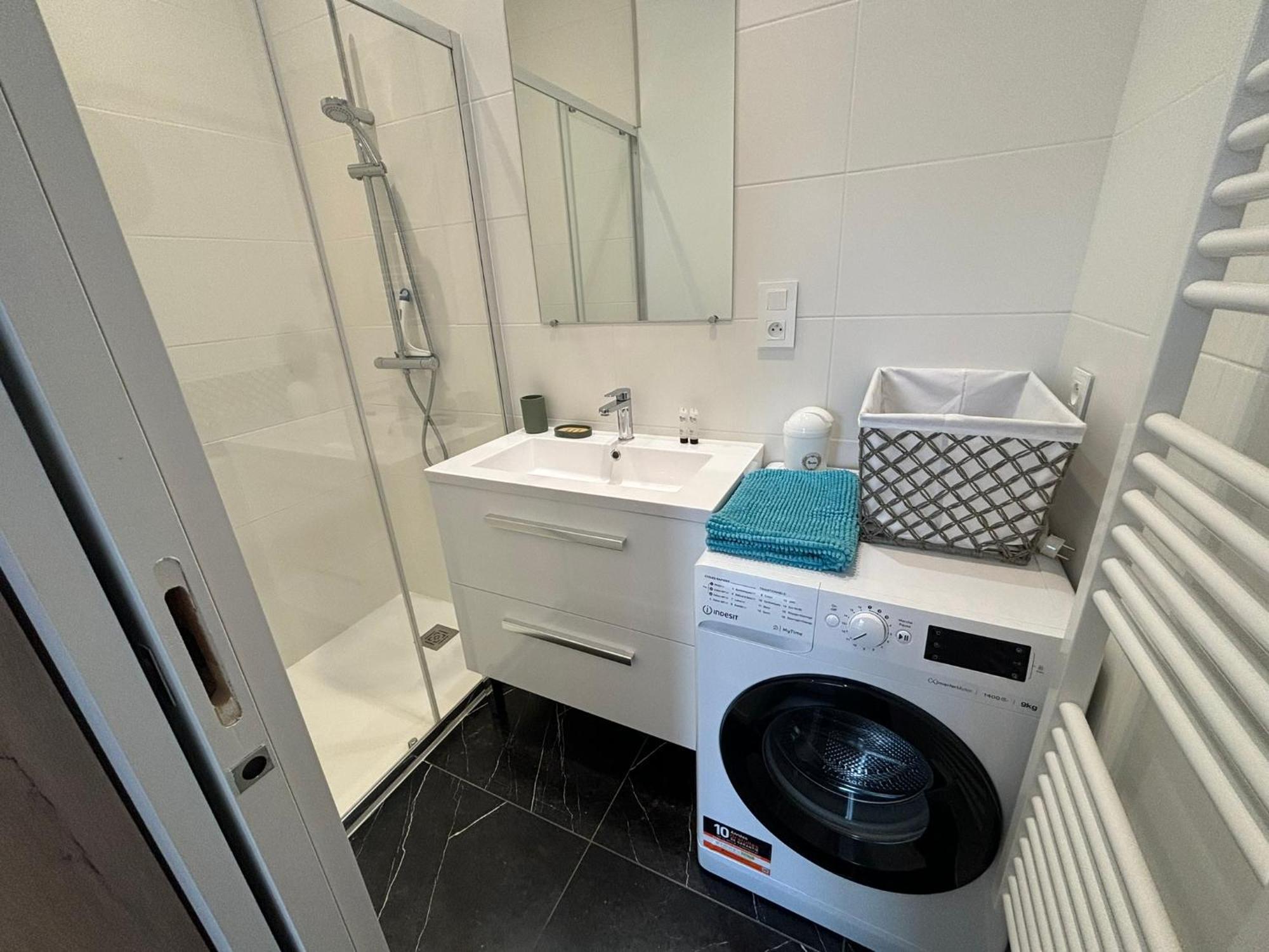 Apartment Au Coeur Du Marche, Confort, Centre-ville *